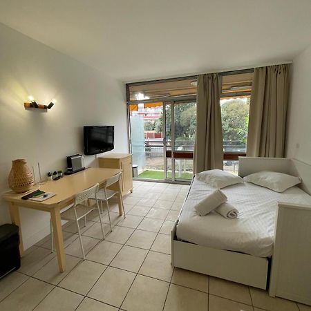 06U - Beautiful Studio In Residence - Swimming Pool And Tennis Court Saint-Laurent-du-Var Exteriér fotografie