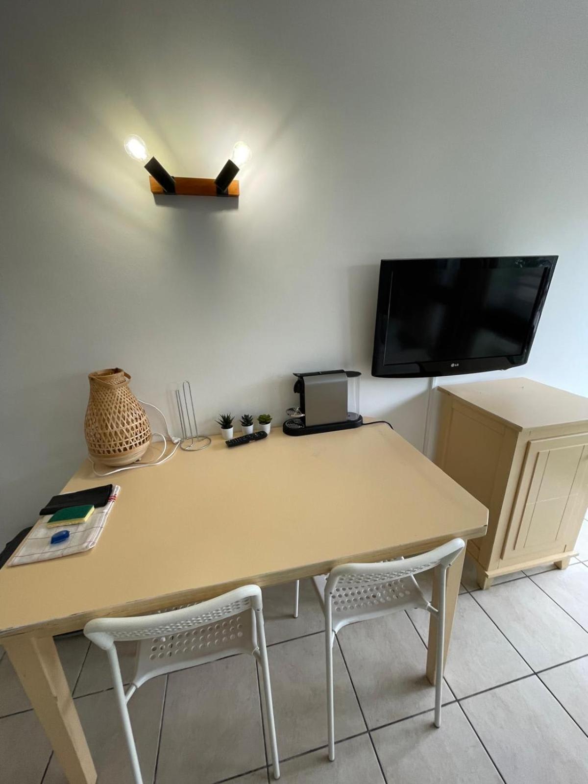 06U - Beautiful Studio In Residence - Swimming Pool And Tennis Court Saint-Laurent-du-Var Exteriér fotografie