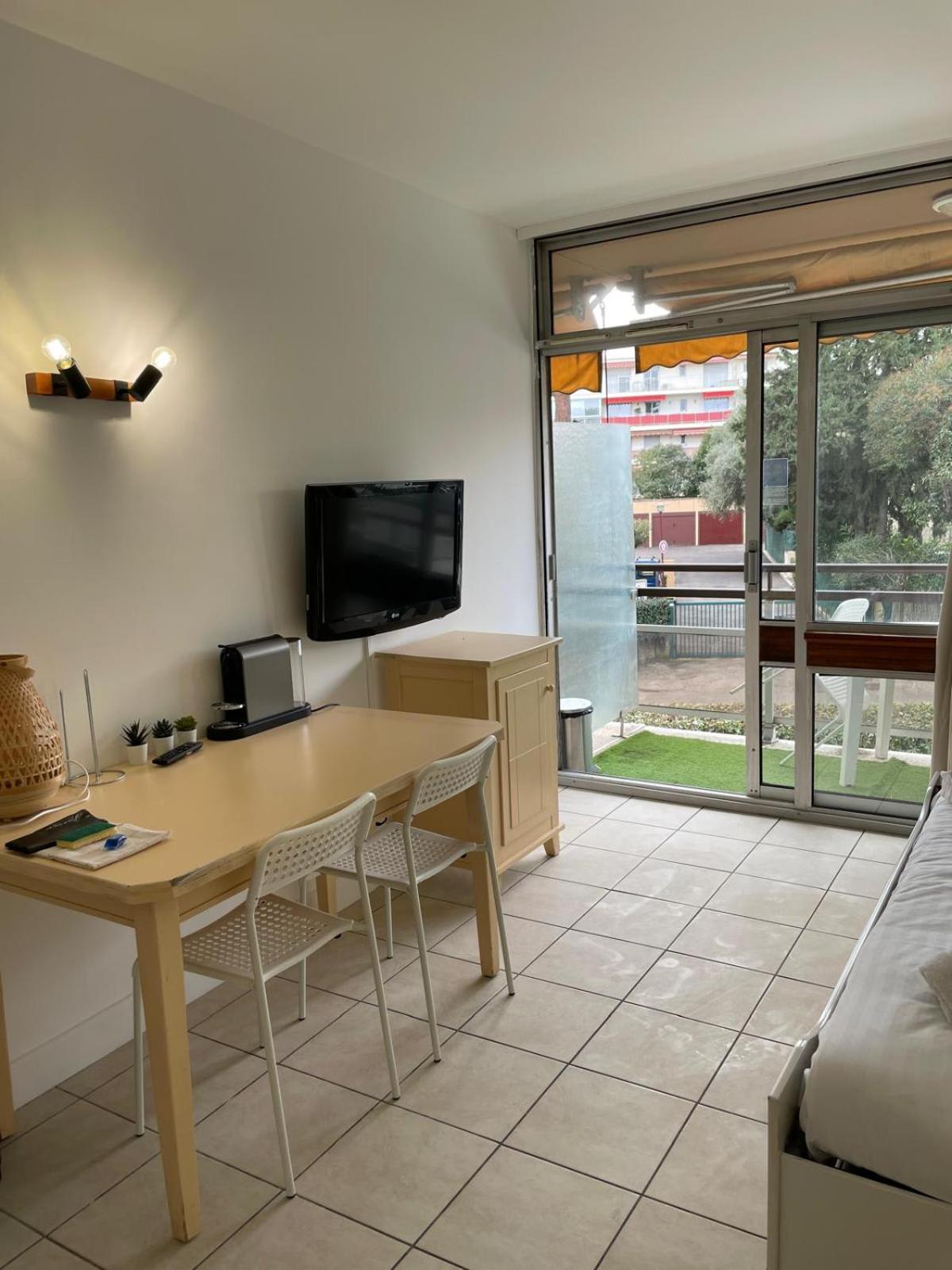 06U - Beautiful Studio In Residence - Swimming Pool And Tennis Court Saint-Laurent-du-Var Exteriér fotografie